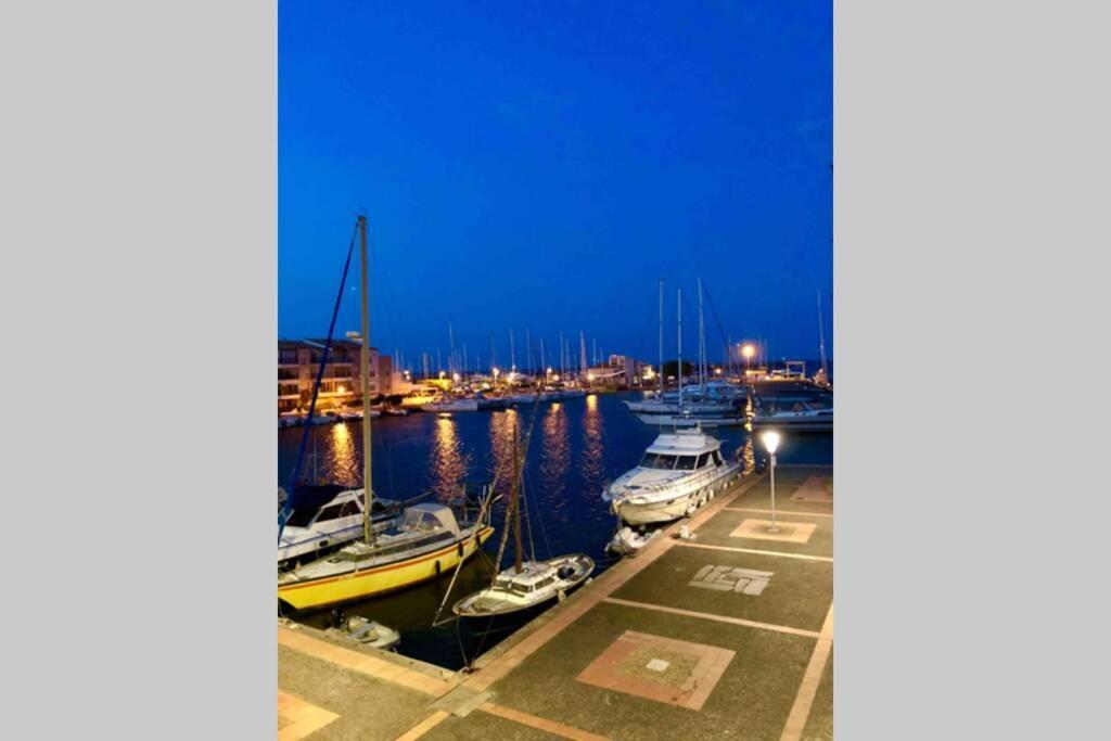 Le Panoramique Cap D'Agde Apartment Exterior foto